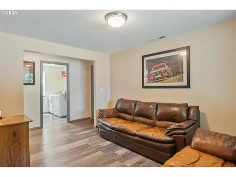 114 Deer Park Lane Kelso WA 98626