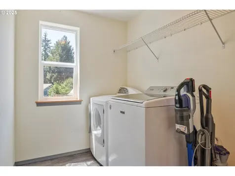 114 Deer Park Lane Kelso WA 98626