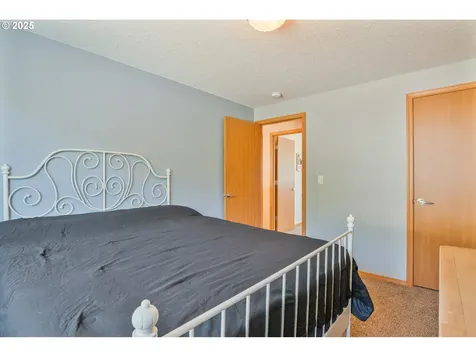 114 Deer Park Lane Kelso WA 98626
