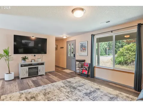114 Deer Park Lane Kelso WA 98626