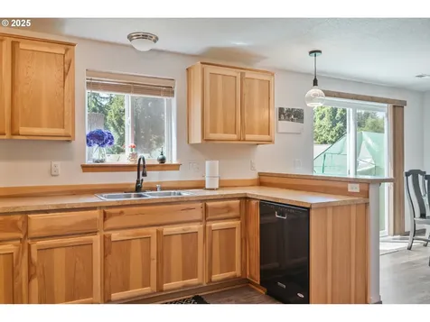 114 Deer Park Lane Kelso WA 98626