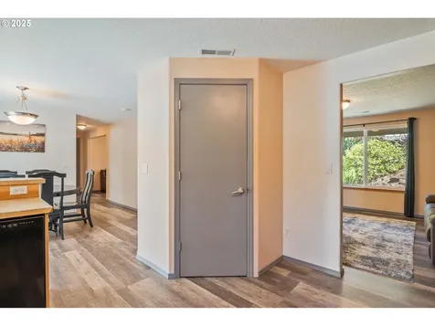 114 Deer Park Lane Kelso WA 98626