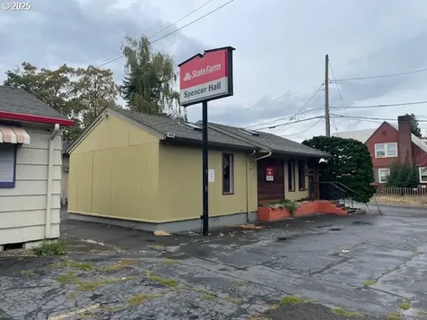 307 SE 102nd Avenue Portland OR 97216