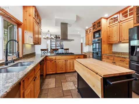 702 NE 367th Avenue Washougal WA 98671
