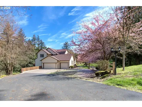 702 NE 367th Avenue Washougal WA 98671