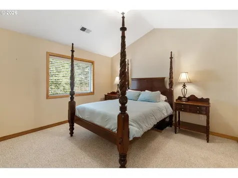 702 NE 367th Avenue Washougal WA 98671