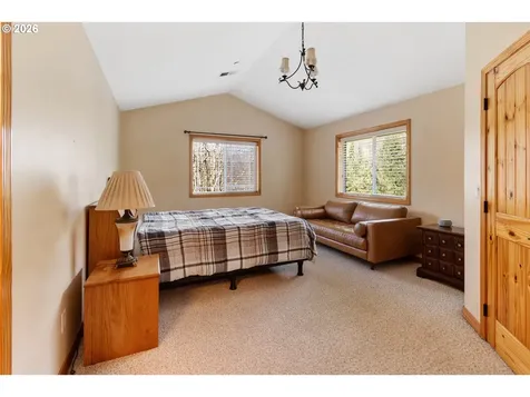 702 NE 367th Avenue Washougal WA 98671