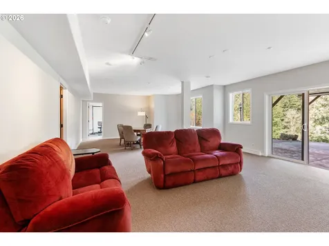 702 NE 367th Avenue Washougal WA 98671