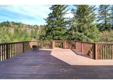 702 NE 367th Avenue Washougal WA 98671