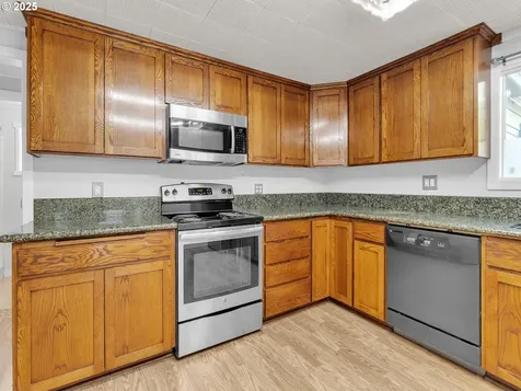 545 Jefferson Street NE Salem OR 97301