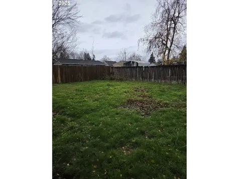 4744 Ravine Court NE Salem OR 97305