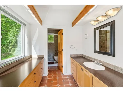 49 Echo Glen Road White Salmon WA 98672