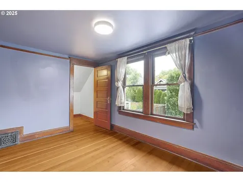 1324 SE 50th Avenue Portland OR 97215