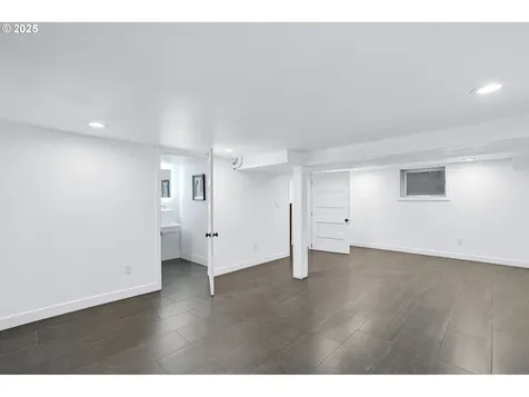 1324 SE 50th Avenue Portland OR 97215