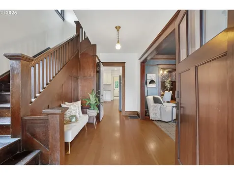 1324 SE 50th Avenue Portland OR 97215