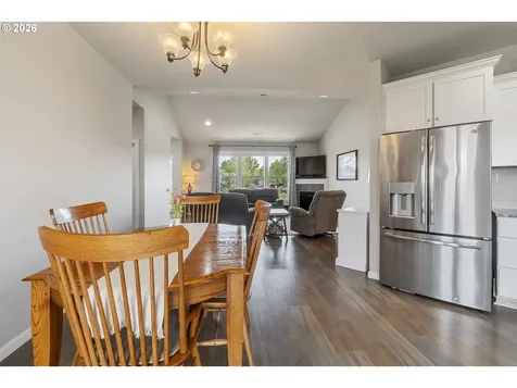 1297 Daylily Street Woodburn OR 97071