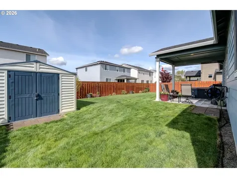 1297 Daylily Street Woodburn OR 97071