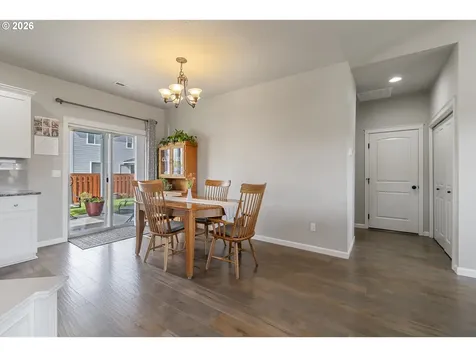 1297 Daylily Street Woodburn OR 97071