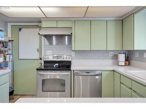 3309 SE 179th Avenue Portland OR 97236