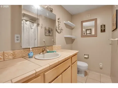 3309 SE 179th Avenue Portland OR 97236