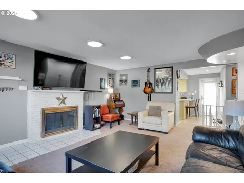 3309 SE 179th Avenue Portland OR 97236