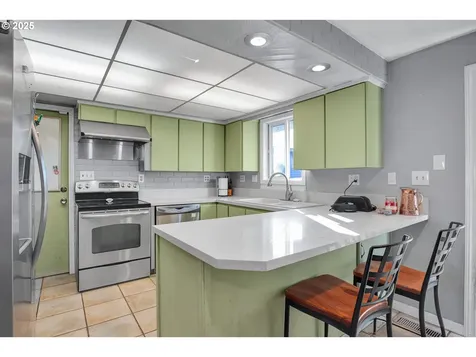 3309 SE 179th Avenue Portland OR 97236