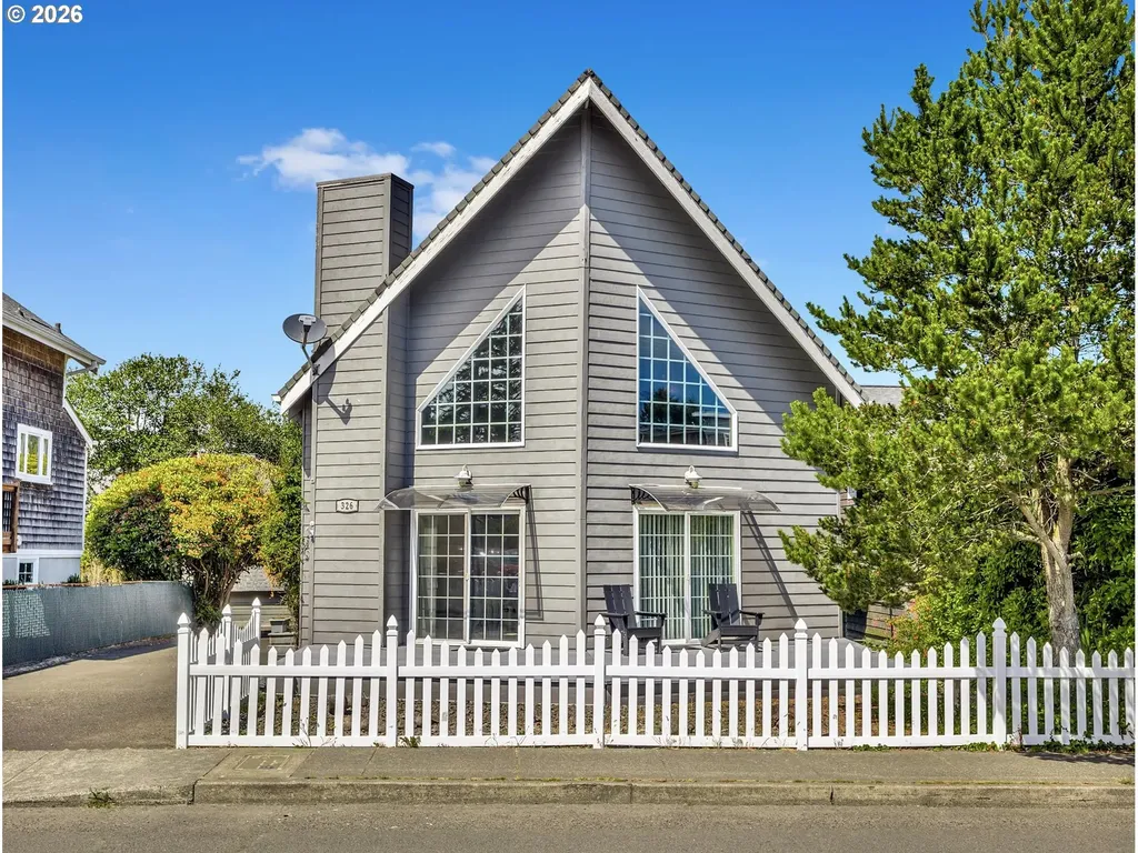 326 Avenue G Seaside OR 97138