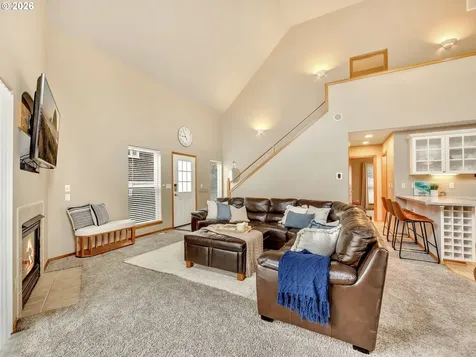 326 Avenue G Seaside OR 97138