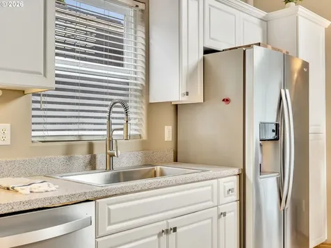326 Avenue G Seaside OR 97138
