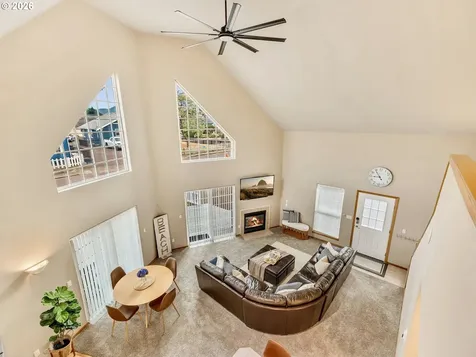326 Avenue G Seaside OR 97138