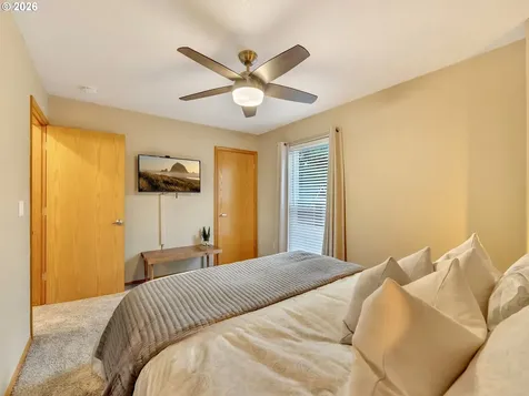 326 Avenue G Seaside OR 97138