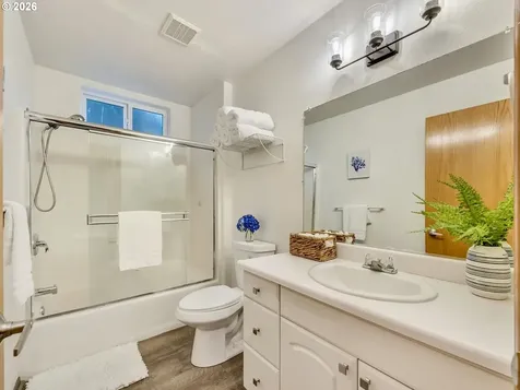 326 Avenue G Seaside OR 97138