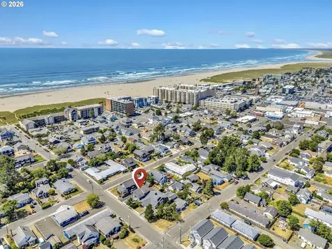 326 Avenue G Seaside OR 97138