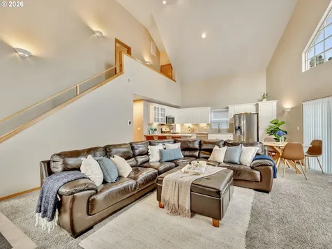 326 Avenue G Seaside OR 97138