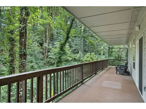 736 SW Burlingame Terrace Portland OR 97239