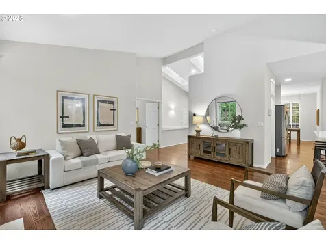 736 SW Burlingame Terrace Portland OR 97239