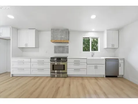 5913 NE 114th Street Vancouver WA 98686