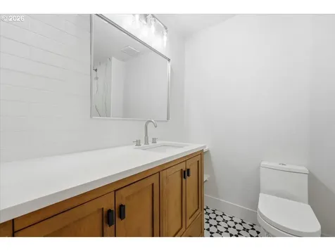 5913 NE 114th Street Vancouver WA 98686