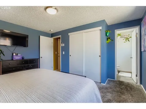 5330 NW Esther Street Vancouver WA 98663