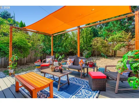 5330 NW Esther Street Vancouver WA 98663