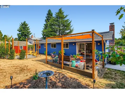 5330 NW Esther Street Vancouver WA 98663