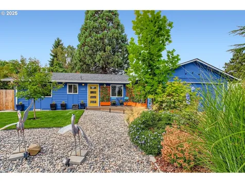 5330 NW Esther Street Vancouver WA 98663