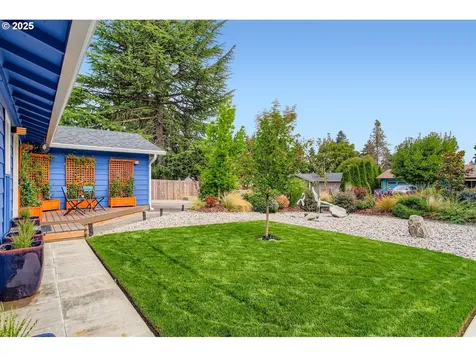 5330 NW Esther Street Vancouver WA 98663