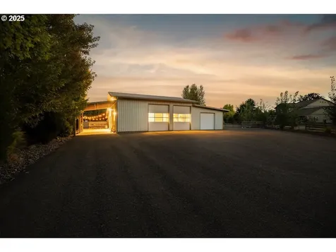 8720 SE Morgan Lane Mcminnville OR 97128