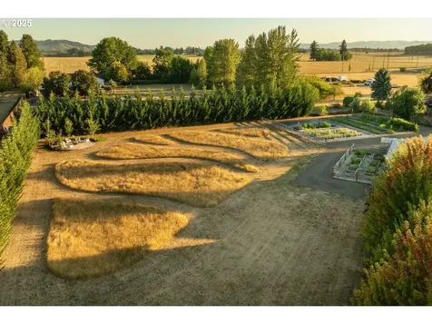 8720 SE Morgan Lane Mcminnville OR 97128