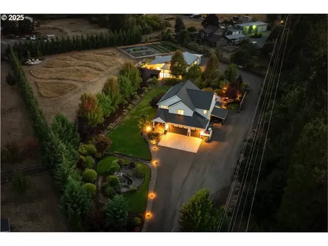 8720 SE Morgan Lane Mcminnville OR 97128