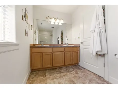 1213 Island Way North Bonneville WA 98639