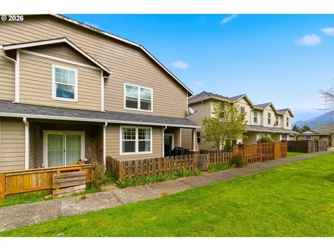 1213 Island Way North Bonneville WA 98639