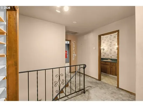 343 NE Hillwood Drive Hillsboro OR 97124