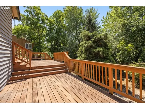 343 NE Hillwood Drive Hillsboro OR 97124
